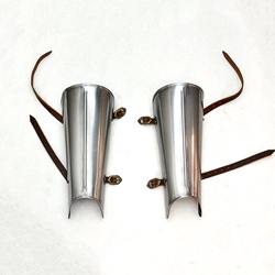 Medieval Ridged Greaves - 18 Gauge