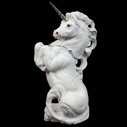 Male Unicorn – Snow White